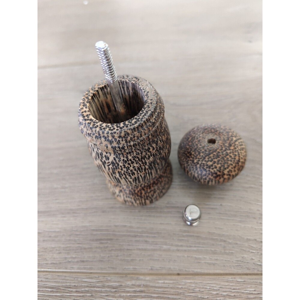 Wooden Pepper Grinder Mill Wood Used Kitchen Spice - Picture 3 of 10
